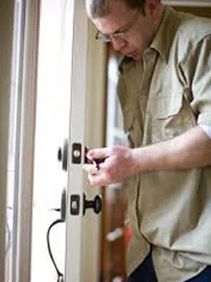 Keystone Locksmith Shop Renton, WA 425-749-3858 - lock-opening